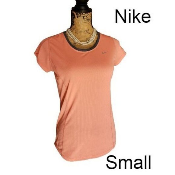 Nike Women's Top Small Miler Reflective Dri-Fit Short Sleeve Running Top - Picture 1 of 8